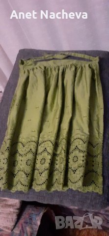 Престилка с бродерия - резедава, снимка 1