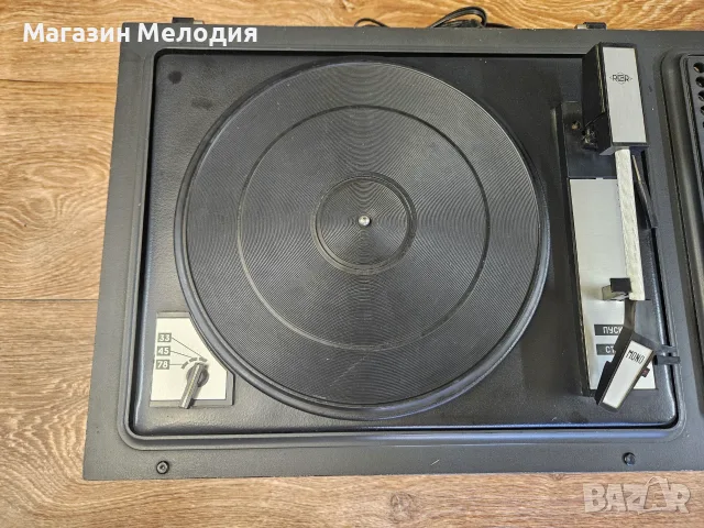 Грамофон Респром ГМ 311 В добро състояние. , снимка 5 - Грамофони - 55798534