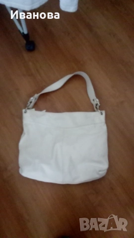Голяма бяла чанта от естествена кожа