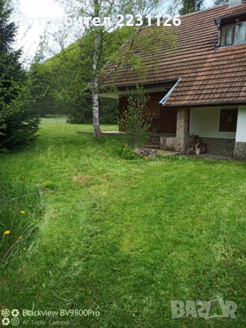 Продавам планинска къща в с. Селце, община Мъглиж, заедно с парцел с площ 1300 кв.м., снимка 5 - Къщи - 40803290