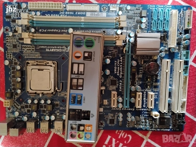 Продавам дънна платка