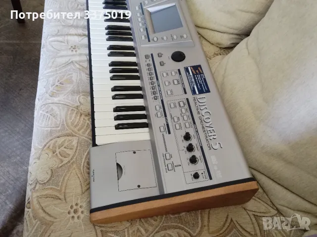 Клавир Роланд Дискавъри 5, снимка 12 - Синтезатори - 48932652