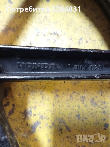 Honda CBR 900RR Fireblade SC33 предна джанта 17", снимка 3 - Части - 39150693