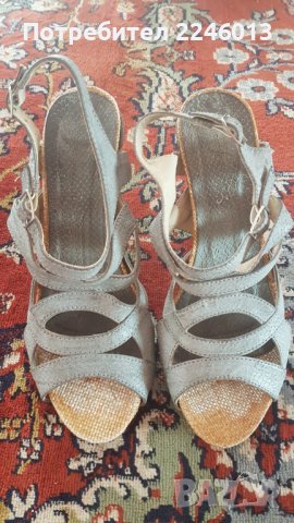 Сандали с ток, снимка 3 - Дамски обувки на ток - 36585012