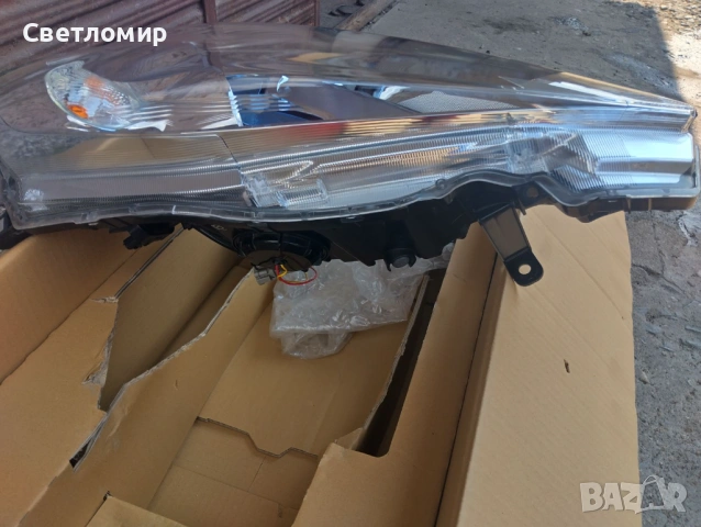 Фар ляв за Nissan Leaf, снимка 4 - Части - 44314684