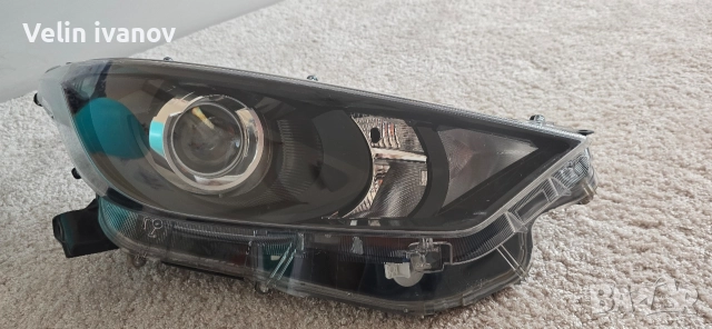десен фар за тойота ярис, снимка 7 - Части - 52546802