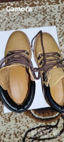 Зимни дамски боти C.C.C 36 номер , снимка 2 - Дамски боти - 52801190