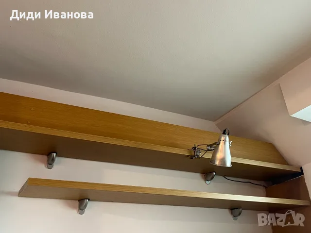 Стенен рафт с лампа, снимка 3 - Етажерки - 56431638