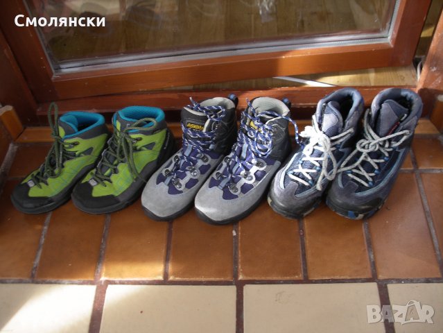 Продавам детски туристически обувки
