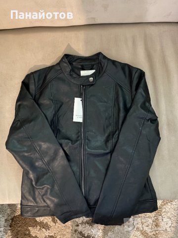 Дамско кожено яке