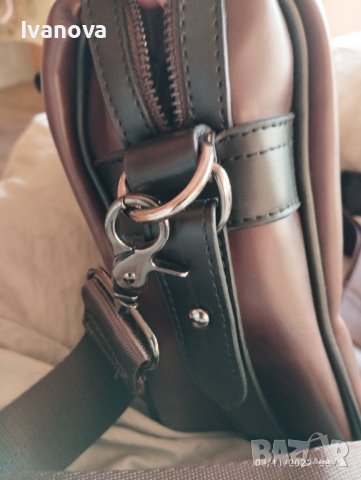 Продавам дамска чанта с две къси и една дълга дръжка, снимка 4 - Чанти - 38542500