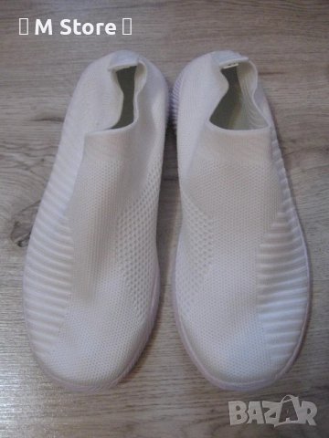 Обувки от плат плетени бели, нови