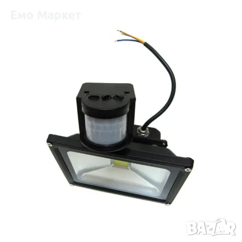 Лед прожектор с P I R датчик 10W клас на защита GDL7, снимка 4 - Прожектори - 49246132