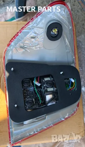 Диодни LED стопове за Mercedes ML W164 2006 2012 фейслифт AMG визия, снимка 5 - Части - 55739270