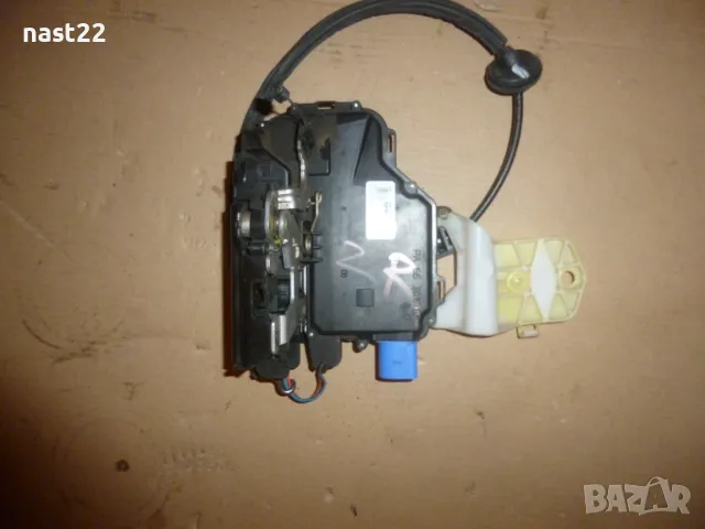 Задна дясна брава за Фолксваген Поло-2002-2009 година