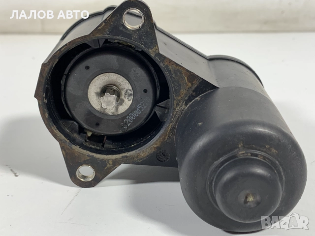 Задно ляво моторче ръчна спирачка Ауди А6 Ц6 Zadno lqvo motorche ruchna spirachka Audi A6 323229695, снимка 3 - Части - 51512289