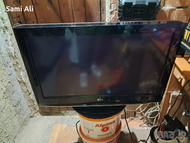Телевизор LG 32" за части или ремонт, снимка 3 - Части и Платки - 53917814
