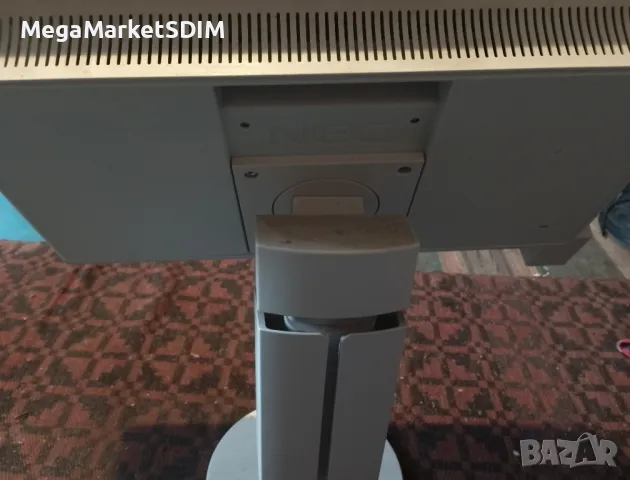 Напълно работещ Бизнес монитор, снимка 1