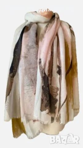 Бежов шал от 100 % модал, Unmade Copenhagen, с етикет, снимка 2 - Шалове - 49555075