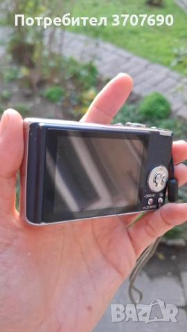 Компактен дигитален фотоапарат Panasonic Lumix FX7, снимка 9 - Фотоапарати - 52513418