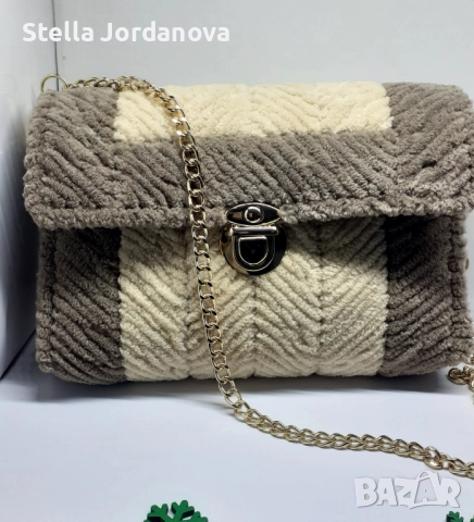 🤎Ръчно изработена плюшена чанта 👜, снимка 2 - Чанти - 52343519