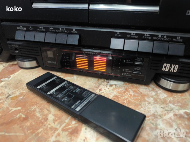 Ретро касетофон Sharp CD X9 boombox, снимка 3 - Радиокасетофони, транзистори - 53260798