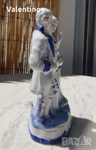 Старинна порцеланова статуетка , снимка 4 - Статуетки - 49401059