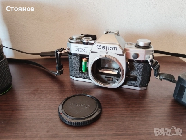 Canon AE-1  Japan, снимка 12 - Фотоапарати - 48639255