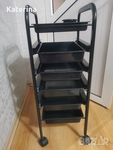 Фризьорска количка , снимка 2 - Фризьорски принадлежности - 52825965