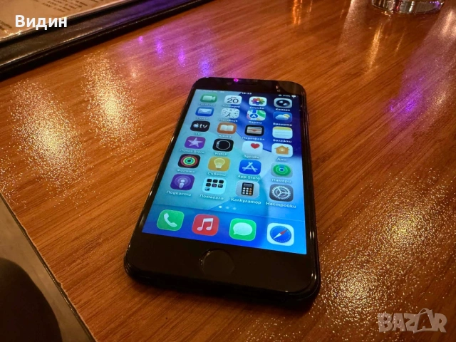 iPhone se 2020, снимка 2 - Apple iPhone - 53916578