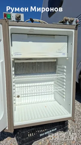 Продавам хладилник за кемпер или каравана. , снимка 5 - Хладилни чанти - 55837663