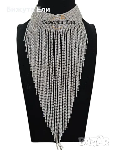 Колие с бели кристали , снимка 2 - Колиета, медальони, синджири - 50049508