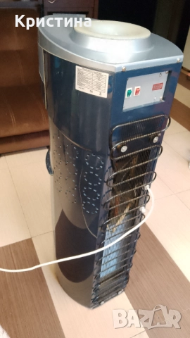 Диспенсър за гореща, стайна и студена вода + празен Галон 19л, снимка 2 - Други - 52350552