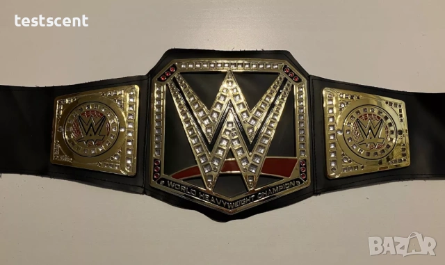 Шампионски пояси WWE World Championship и на брой belt колан