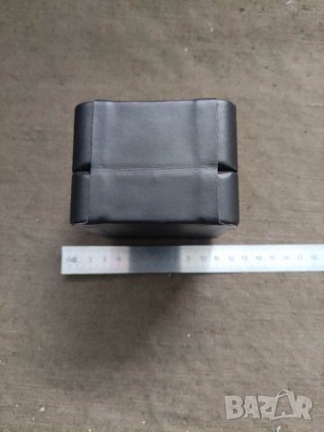 Продавам Кутия за часовник или бижу, снимка 5 - Други ценни предмети - 38302158