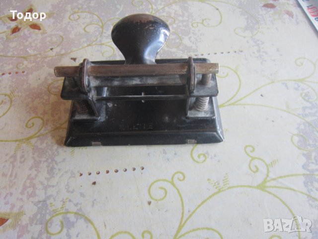 Немски армейски перфоратор 2 световна , снимка 7 - Колекции - 29800228