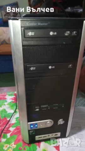 Продавам компютър ASUS