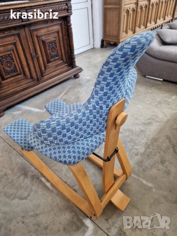 Регулируем Ергономичен Стол за коленичене с облегалка-внос от Германия!, снимка 6 - Столове - 51794400