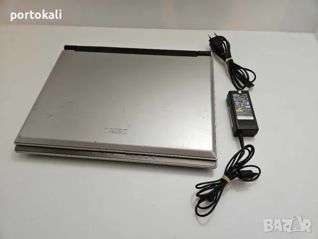 Лаптоп Asus 17" Intel Pentium 1GB RAM 100GB HDD + зарядно, снимка 4 - Лаптопи за дома - 49822423