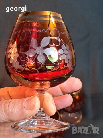 кристални чаши за вино Bohemia рубинен кристал с позлата 35/1, снимка 5 - Чаши - 54176679