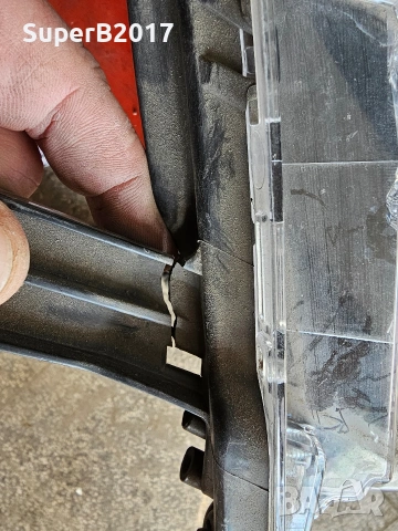 Продавам - оригинален ляв фар за Тойота Корола 2019 г., снимка 5 - Части - 53375128