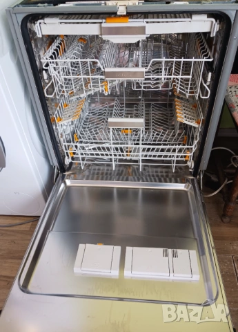 Съдомиялна за частично вграждане  MIELE - 60 см, снимка 6 - Съдомиялни - 54287769