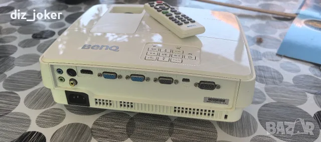 Benq MX525 проектор, снимка 2 - Плейъри, домашно кино, прожектори - 56133763