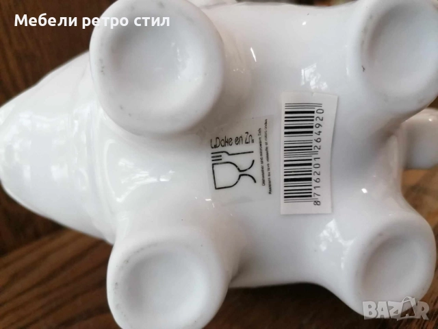 Чайник от бял порцелан, изработен във формата на щастливо слонче с вдигнат хобот и релефни детайли. , снимка 10 - Декорация за дома - 52007567