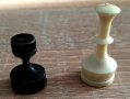 Две ретро шахматни фигури от60-те години, снимка 1