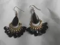 Красиви Черни Обеци Трепетлики, снимка 2