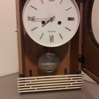 Стар стенен часовник-Янтар , снимка 4 - Антикварни и старинни предмети - 29684677