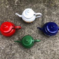 стари малки емайлирани чайници - СОЦ - четири броя, снимка 6 - Антикварни и старинни предмети - 44586454