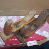Стари дървени рендета , снимка 1 - Антикварни и старинни предмети - 37819271