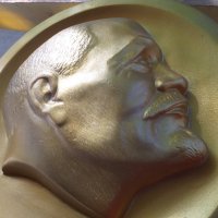 Голям гипсов берелеф на Ленин, снимка 4 - Антикварни и старинни предмети - 42880329